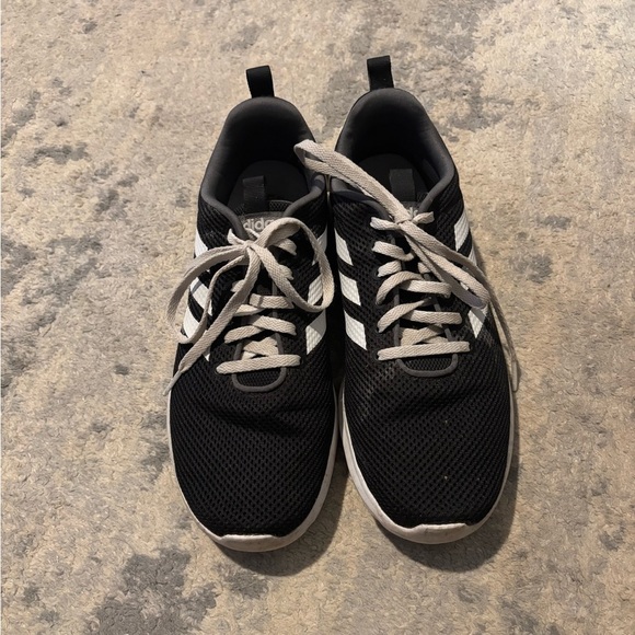 💕3/$25💕 Adidas Unisex Running Shoes - Picture 1 of 4